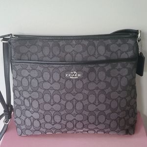 Gorgeous Coach Monogram Crossbody